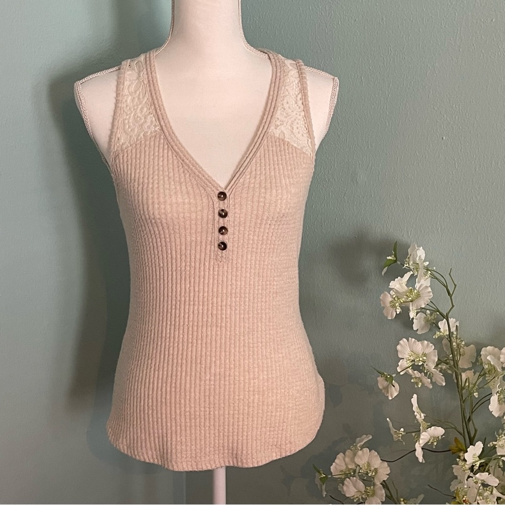 No Boundaries Off White Waffle Knit Top Size Medium